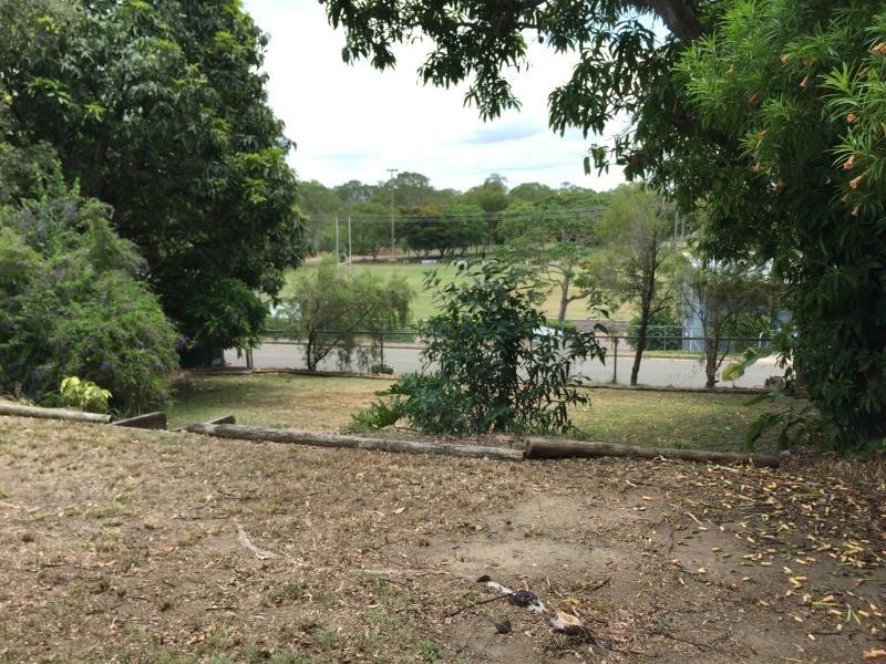 10 Kennedy Street, The Range QLD 4700